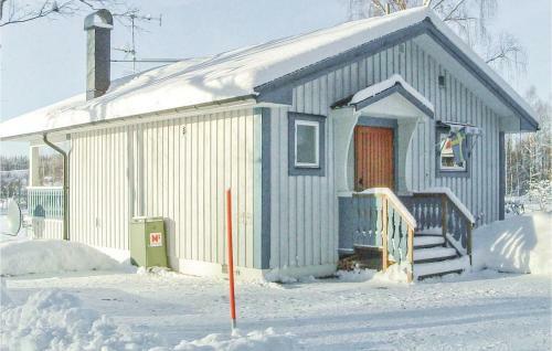 Holiday Home Strand Sj�gl�ntan Svanskog