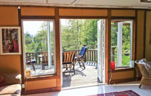 Five-bedroom Holiday Home In Ljungskile