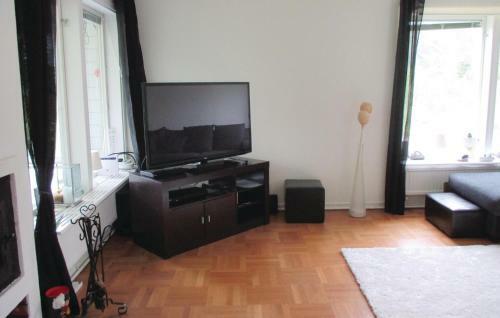 Five-bedroom Holiday Home In Svarta