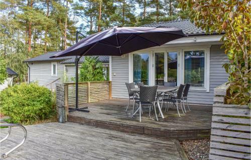 Four-bedroom Holiday Home In Sjobo