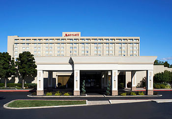 Hotel Buffalo Marriott Niagara