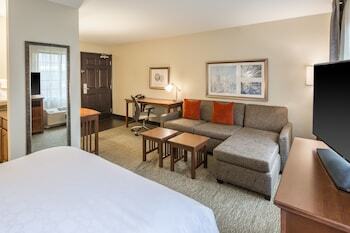 Hotel Staybridge Suites Kansas City-independence