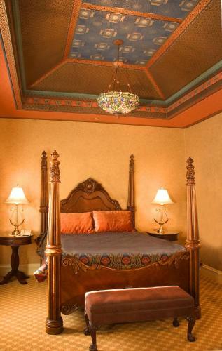 Beaumont Hotel And Spa