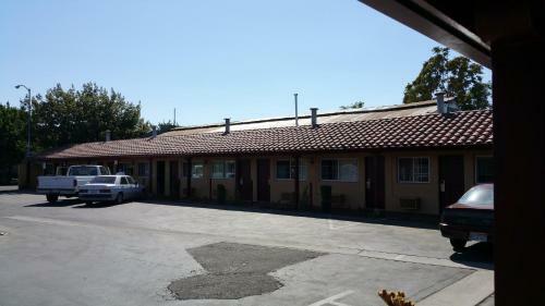 Slumber Motel