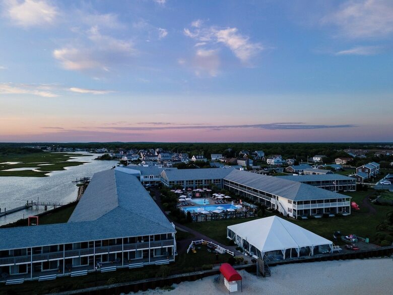 Hotel Red Jacket Beach Resort