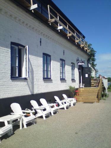 Abbek�s Hotell & Hamnkrog
