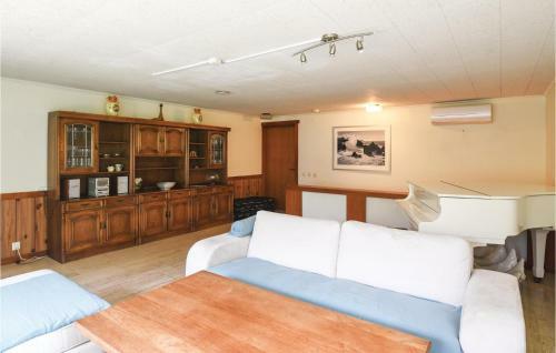 Four-bedroom Holiday Home In Karna