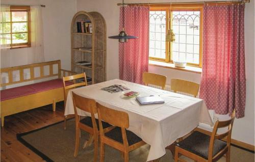 Two-bedroom Holiday Home In Alvdalen