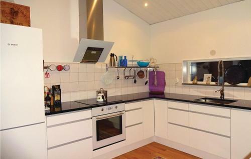 Two-bedroom Holiday Home In Listerby