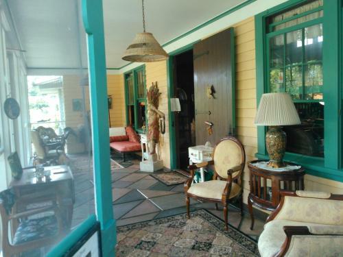 Maureen's Bed And Breakfast