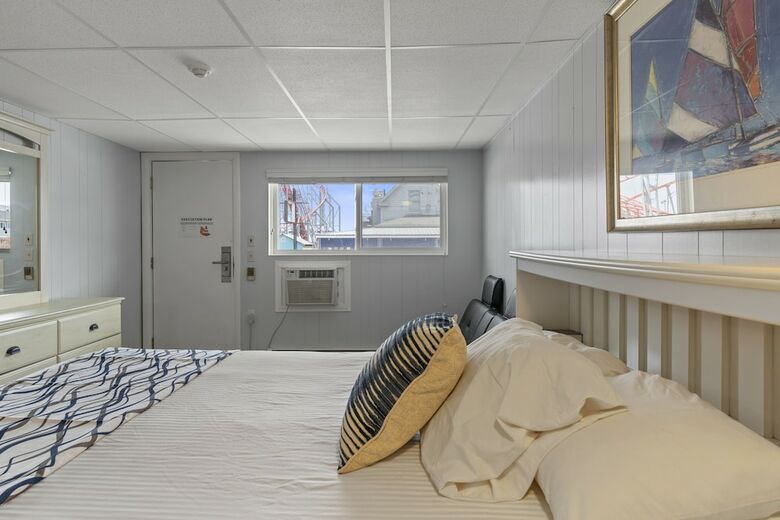 America's Best Value Inn Mt Royal Motel