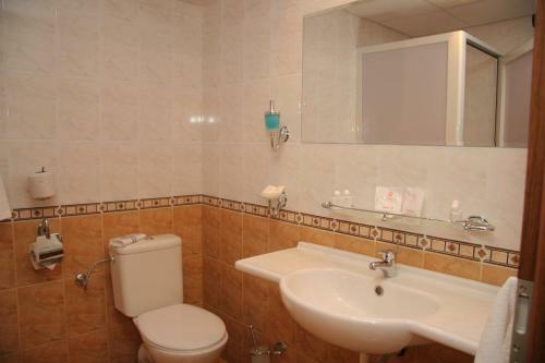 Hotel Estreya Palace