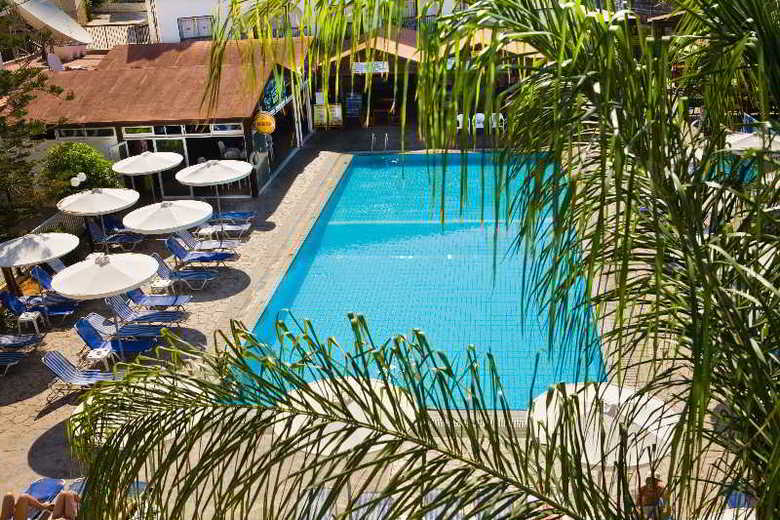 Aparthotel Christabelle