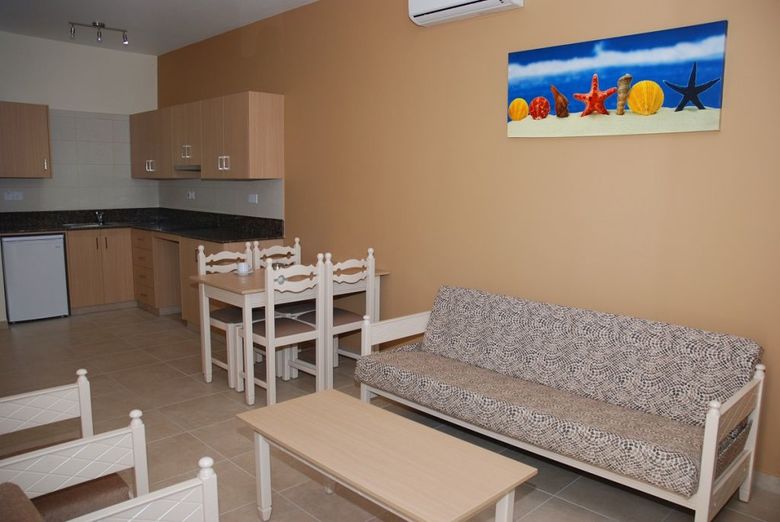 Aparthotel Christabelle