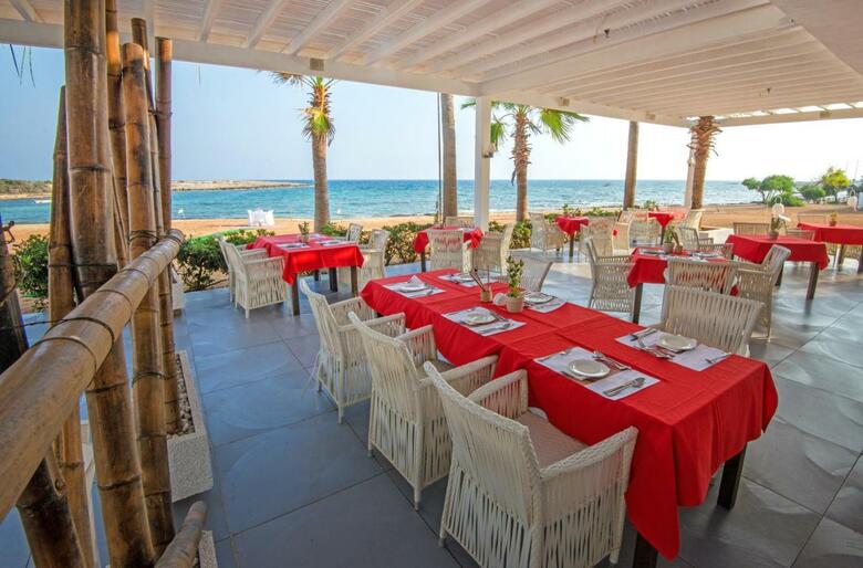 Hotel Dome Beach Resort