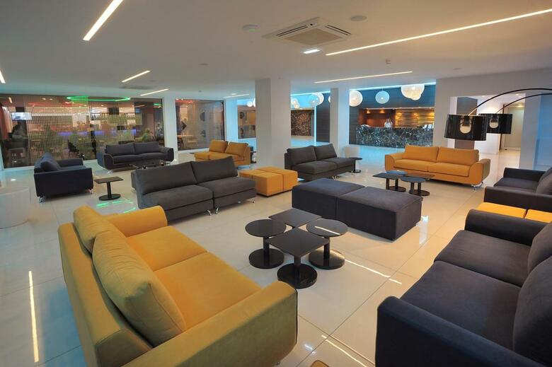 Hotel Nelia Beach