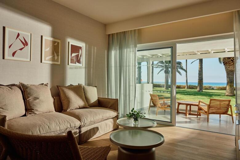 Hotel Nissi Beach