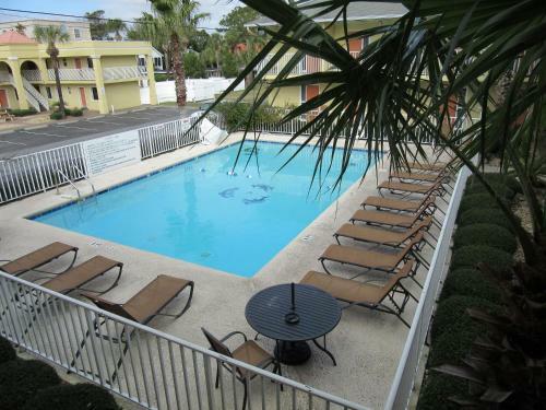 Motel Dunes Inn & Suites - Tybee Island