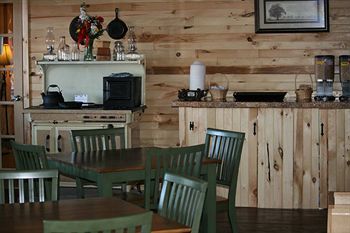 Hotel Vacationland Inn & Conference Center