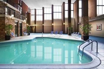 Hotel Four Points By Sheraton Richmond Airport