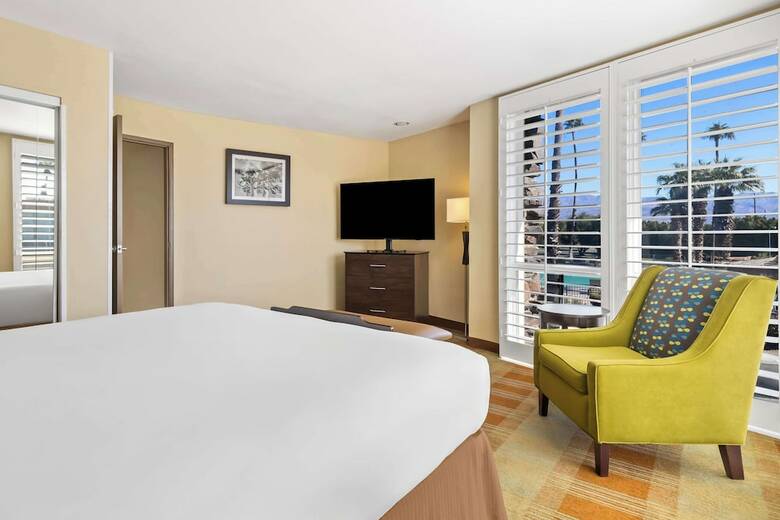 Best Western Date Tree Hotel