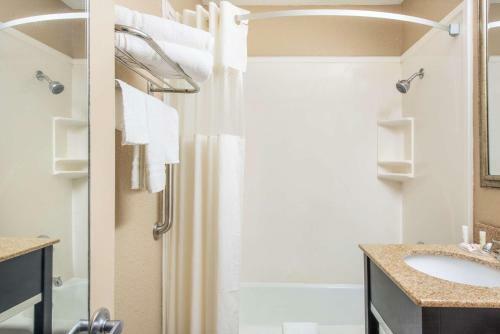 Motel Howard Johnson Lake Charles