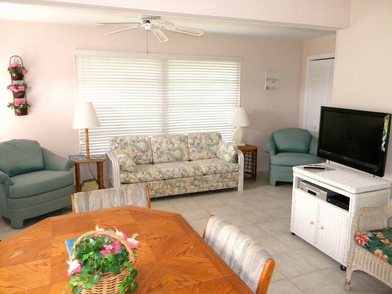 Gulf Breeze Cottages
