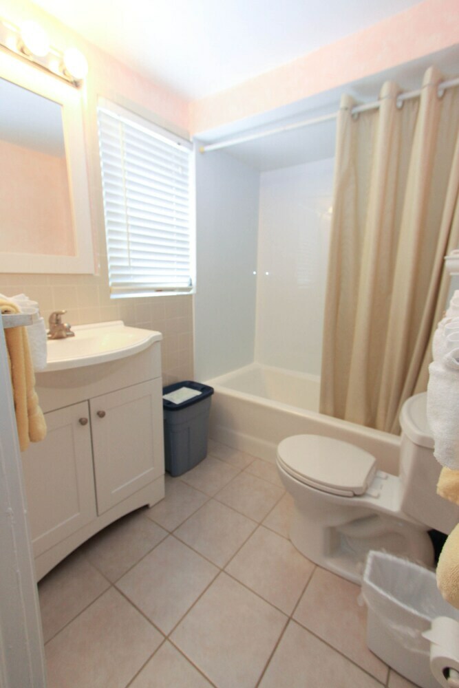 Gulf Breeze Cottages