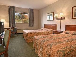 Motel Super 8 State College