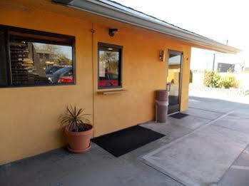 Motel Apex Inn
