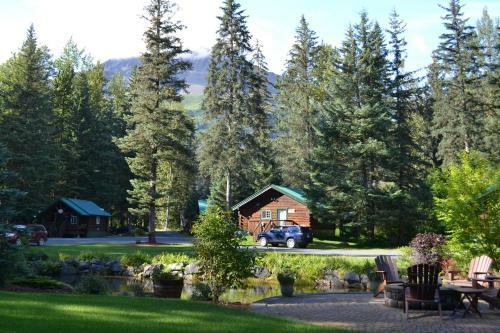 Box Canyon Cabins