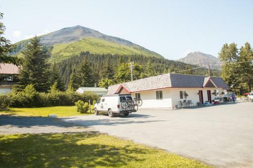Motel Trailhead Lodging