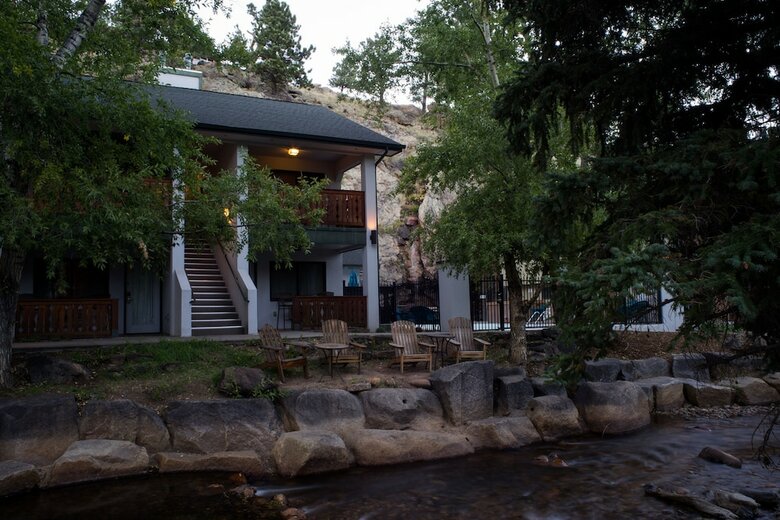 Hotel Silver Moon Inn