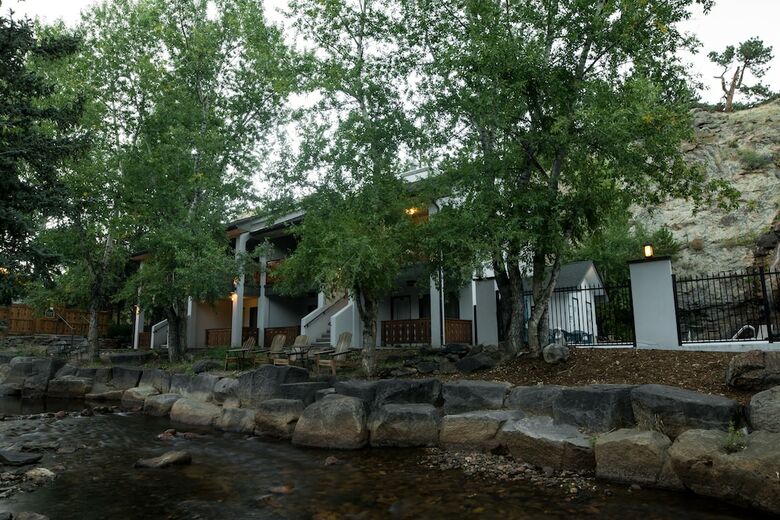 Hotel Silver Moon Inn
