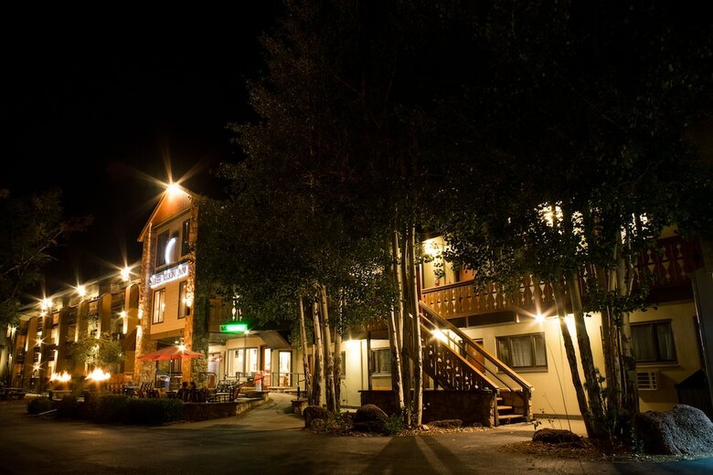 Hotel Silver Moon Inn