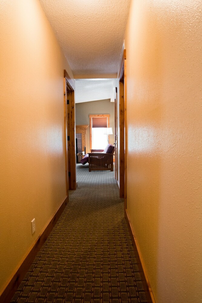 Hotel Silver Moon Inn