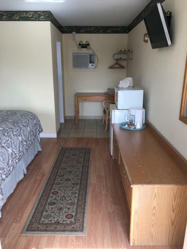 Columbine Motel