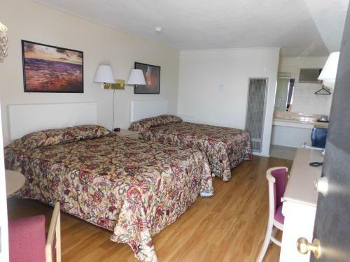 Royal Host Motel