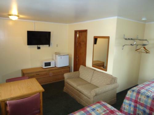 Tower Motel
