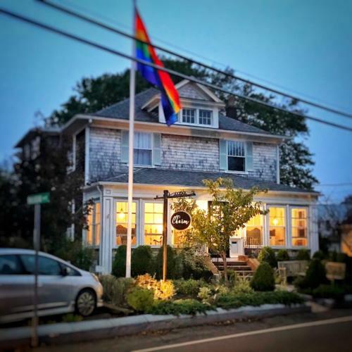 Hostal The Elephant Walk Inn