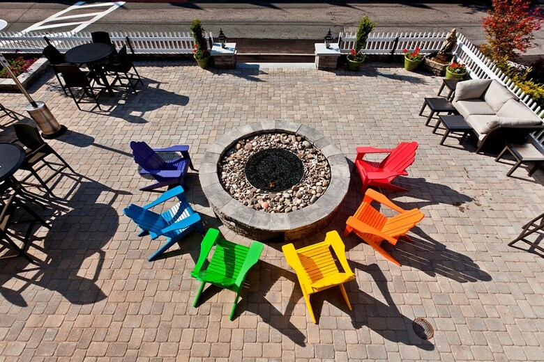 Surfside Hotel And Suites