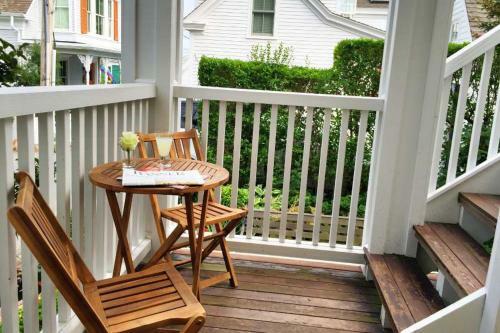 Bed & Breakfast Benchmark Inn