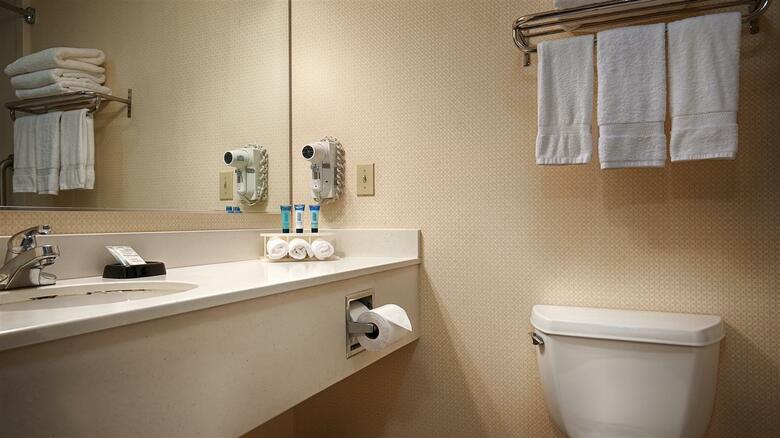 Hotel Best Western Plus Twin View Inn & Suites