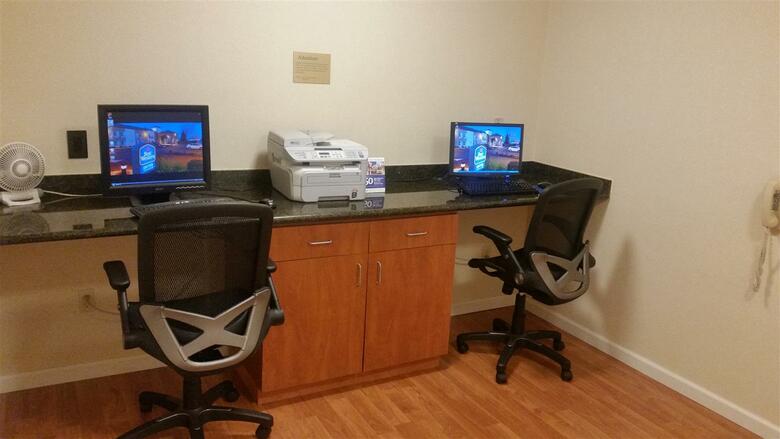 Hotel Best Western Plus Twin View Inn & Suites