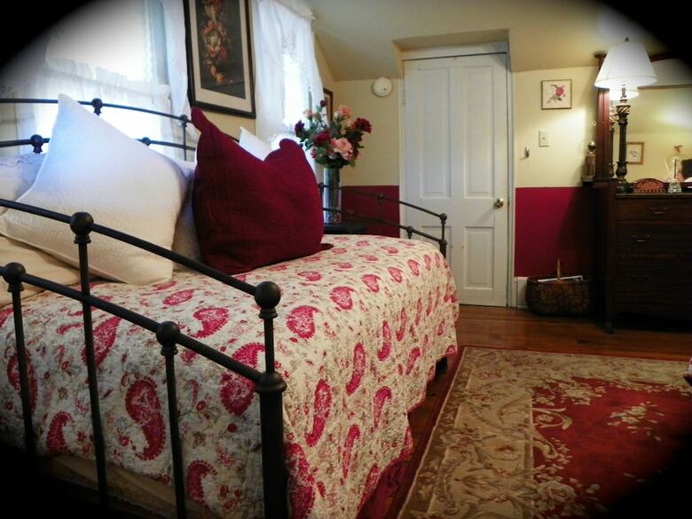Bed & Breakfast All Seasons Inn