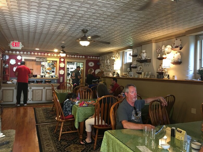 Bed & Breakfast All Seasons Inn