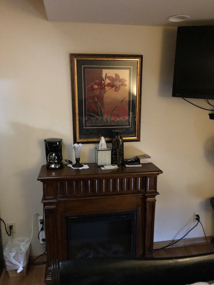 Bed & Breakfast All Seasons Inn