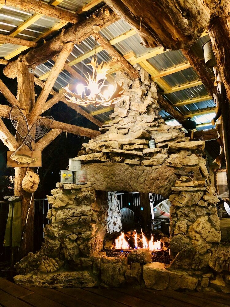 Hotel Stonegate Inn