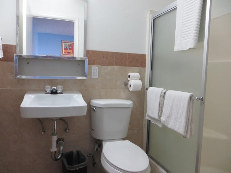 A Fisher�s Inn Motel