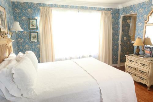 The Bed & Breakfast Inn At La Jolla